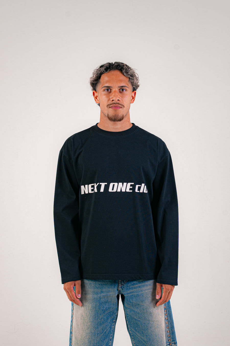 NextOneClo Longsleeve Zwart