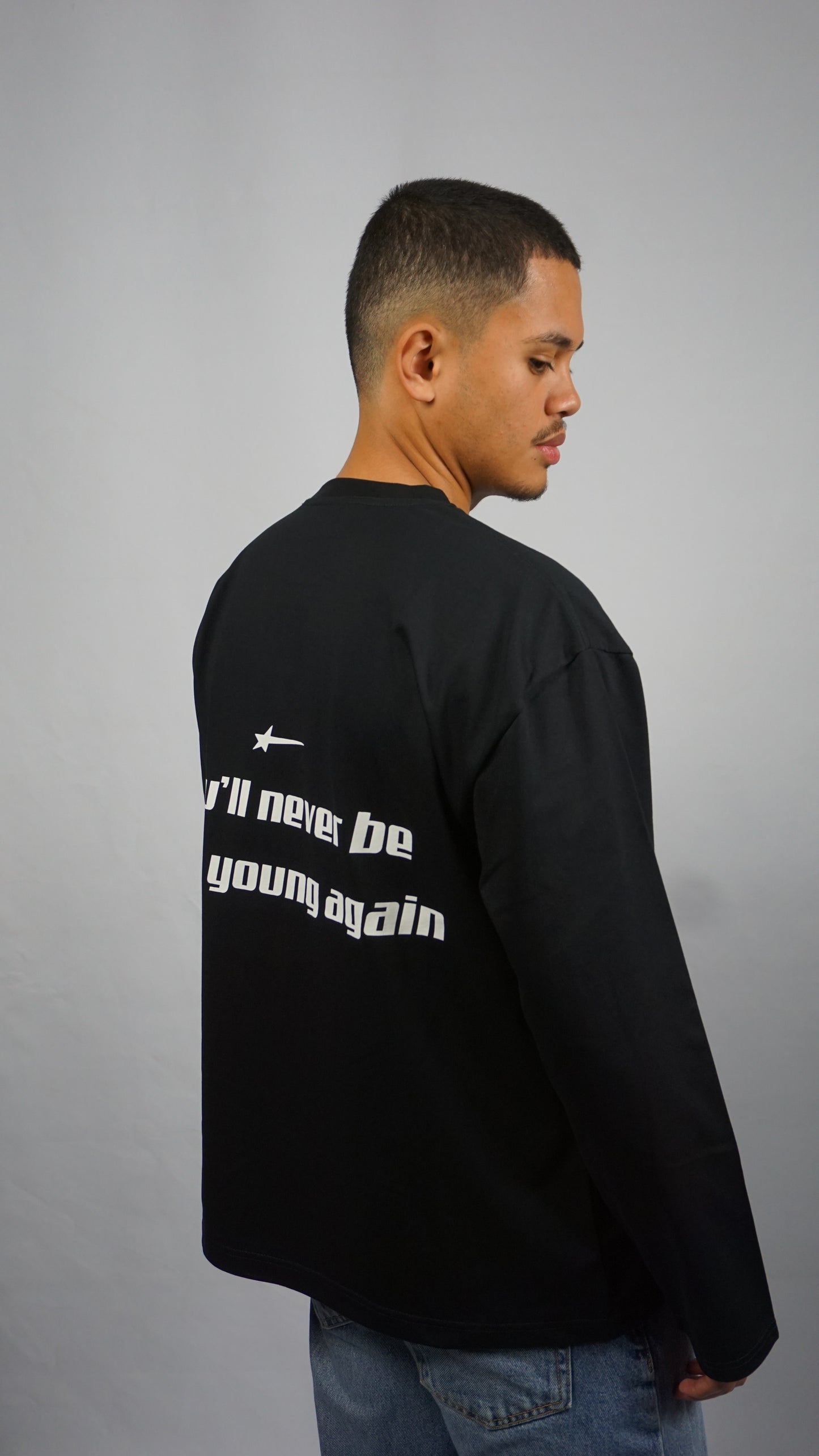 NextOneClo Longsleeve Zwart